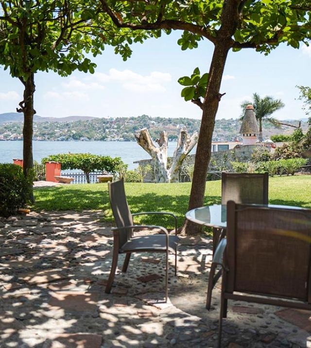 TEQUESQUITENGO LAGO II 1.jpg